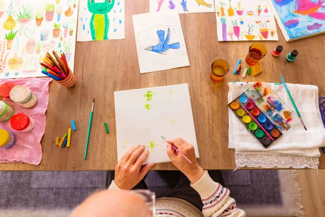 10 Art Therapy Ideas for Mental Health to Try at Home